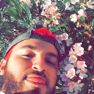 Meet your Posher, Lacy